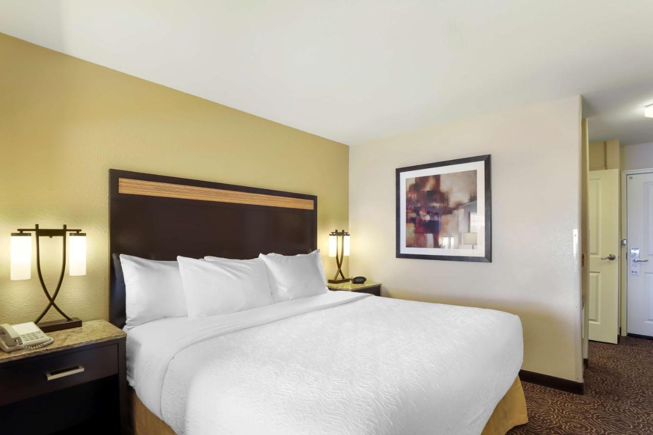 Western Hotel Castle Rock