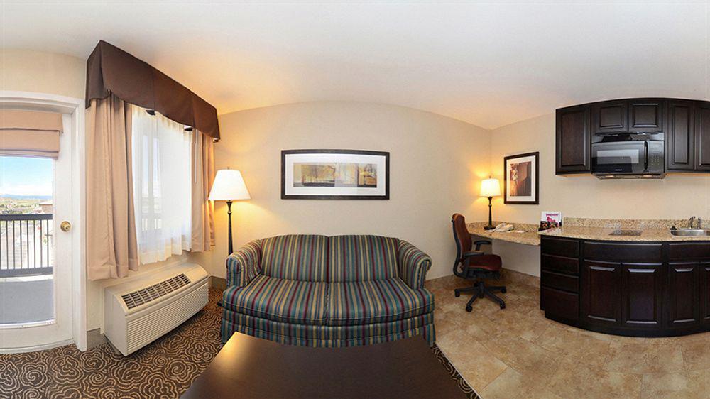 Western Hotel 3*